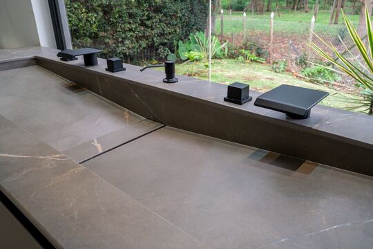 Baño principal-Mesón-Gramarston® Crotone Pulpis-4