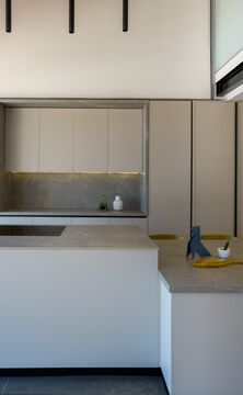 Cartagena-Top-Create-Mesón-Gramarson-Armani-silver- piso Crotone pulpis 02