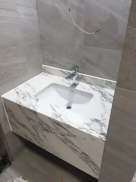 Bathroom  (2)